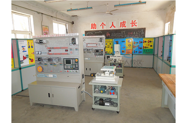 電工電子實(shí)訓(xùn)臺圖片(圖1) 電工電子實(shí)訓(xùn)臺圖片(圖1)